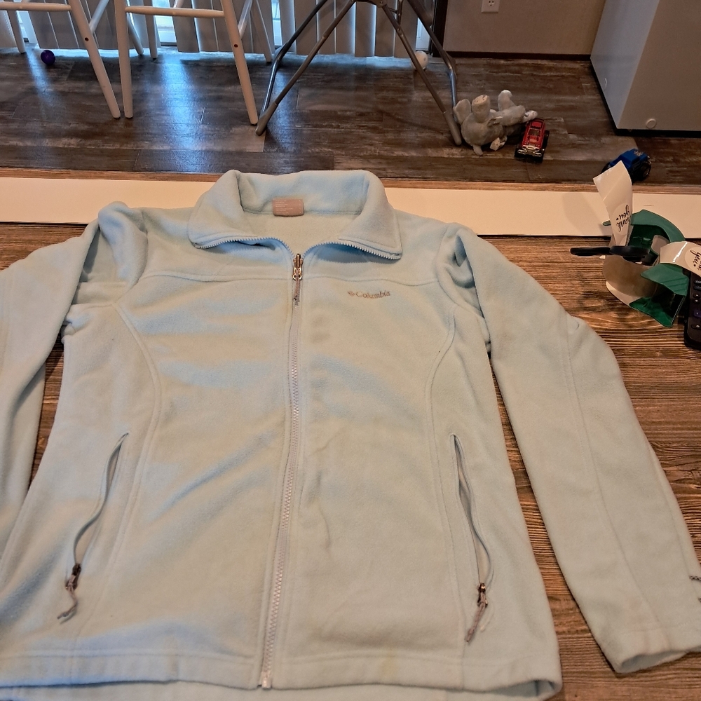 Womens baby blue Columbia fleece jacket. Large